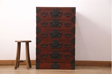 中古 美品　伝統民芸家具　岩谷堂箪笥　小振りなサイズで取り入れやすいチェスト(小箪笥、サイドチェスト、引き出し)(R-049862)