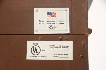 在庫未使用品　IDC大塚家具　Baker(ベーカー社)　マホガニー材製キャビネット(収納棚、飾り棚)(定価約394万円)(R-049863)