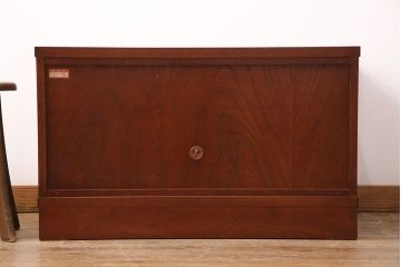 中古　美品　遠野民芸家具　ケヤキ材　南部鉄器金具　上質な和の雰囲気漂うテレビ台(テレビボード、ローボード、リビングボード)(定価約32万円)(R-049865)