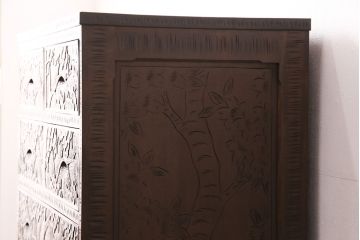 ビンテージ家具　美品　伝統工芸　軽井沢彫り　桜の彫りが優美なチェスト(衣装箪笥、洋服タンス、引き出し、ヴィンテージ)(R-049868)