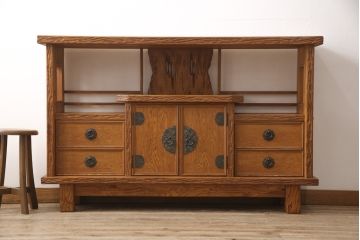 中古　美品　民芸家具　屋久杉製の飾り棚(収納棚、茶棚、サイドボード)(R-049884)