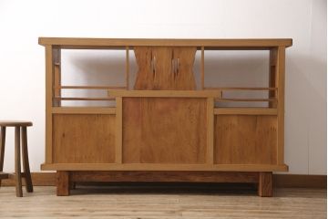 中古　美品　民芸家具　屋久杉製の飾り棚(収納棚、茶棚、サイドボード)(R-049884)