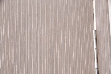 中古　伝統工芸士　吉沢昭次作　加茂製　かくし付き　当店オリジナルのホワイトカラーが目を惹く!スタイリッシュ和モダンな空間づくりにおすすめの総桐箪笥(桐タンス、加茂桐箪笥)(胴厚、柾目)(定価110万円)(R-049891)