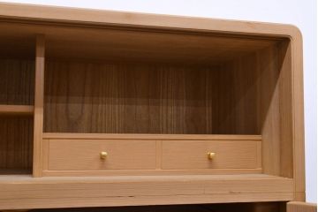 中古　広島・府中家具　松創　木匠多々納邦男　総柾目造り　胴厚　高級感と上品さを併せ持つ総桐箪笥(衣装箪笥、着物箪笥、和タンス、桐たんす)(定価約180万円)(R-049892)