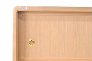 中古　広島・府中家具　松創　木匠多々納邦男　総柾目造り　胴厚　高級感と上品さを併せ持つ総桐箪笥(衣装箪笥、着物箪笥、和タンス、桐たんす)(定価約180万円)(R-049892)