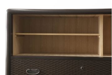 中古　美品　鎌倉彫り　中桐箪笥(チェスト、和箪笥、衣装箪笥、洋服タンス、桐たんす)(R-049895)