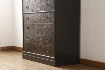 中古　美品　鎌倉彫り　中桐箪笥(チェスト、和箪笥、衣装箪笥、洋服タンス、桐たんす)(R-049895)