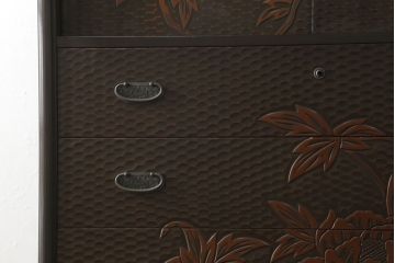 中古　美品　鎌倉彫り　中桐箪笥(チェスト、和箪笥、衣装箪笥、洋服タンス、桐たんす)(R-049895)