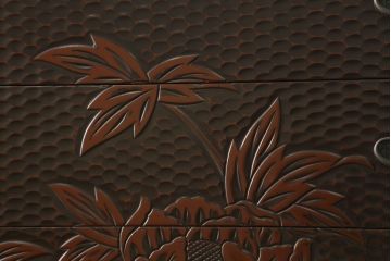 中古　美品　鎌倉彫り　中桐箪笥(チェスト、和箪笥、衣装箪笥、洋服タンス、桐たんす)(R-049895)