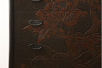 中古　美品　鎌倉彫り　中桐箪笥(チェスト、和箪笥、衣装箪笥、洋服タンス、桐たんす)(R-049895)
