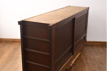 和製アンティーク　明治期　前面ヒノキ材　使い勝手の良い薄型!　近江箪笥のサイドボード(収納棚、キャビネット)(R-049899)