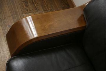 中古　美品　富士ファニチア(富士ファニチュア、フジファニチュア、FUJI FURNITURE、富士ファニチャー)　本革製三人掛けソファ(3Pソファ)(R-049900)