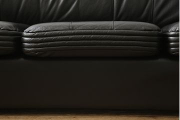 中古　美品　富士ファニチア(富士ファニチュア、フジファニチュア、FUJI FURNITURE、富士ファニチャー)　本革製三人掛けソファ(3Pソファ)(R-049900)
