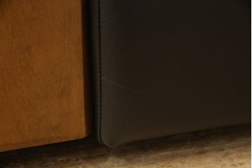 中古　美品　富士ファニチア(富士ファニチュア、フジファニチュア、FUJI FURNITURE、富士ファニチャー)　本革製三人掛けソファ(3Pソファ)(R-049900)