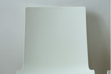 中古　オカムラ(OKAMURA)取り扱い　ウィスナーハーガー(wiesner hager)　スタッキングチェア2脚セット　定価約10万円　(R-049902)