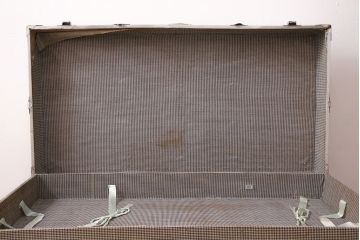 アンティーク雑貨　昭和中期　インダストリアルな雰囲気漂うアルミ製トランク(船トランク、収納、ディスプレイ)(R-049903)