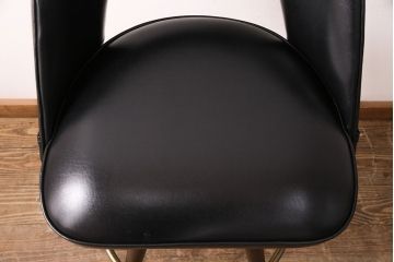 中古　海外ビンテージ　アメリカヴィンテージ　メンズライクなデザインが格好良い回転チェア(カウンタースツール、ハイスツール、ハイチェア、合皮)(R-049907)