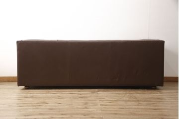 美品　ビンテージ　モビリア　チェスターフィールド風の本革製ソファ(三人掛けソファ、3Pソファ、ヴィンテージ)(R-049908)