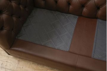 美品　ビンテージ　モビリア　チェスターフィールド風の本革製ソファ(三人掛けソファ、3Pソファ、ヴィンテージ)(R-049908)