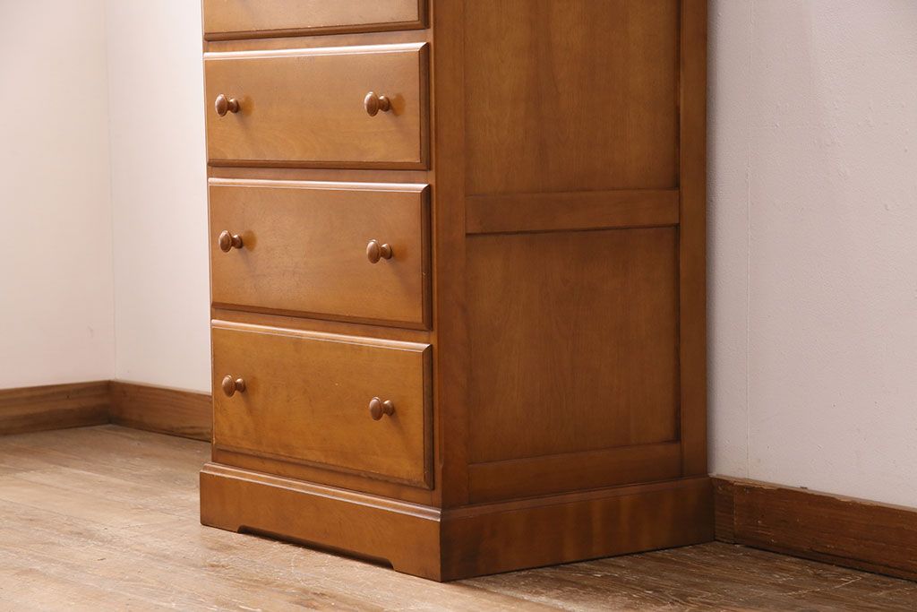 中古　美品　横浜クラシック家具　ダニエル(daniel)　引き出し10杯が嬉しい!木の温もり溢れるチェスト(引き出し、整理タンス)(R-049912)