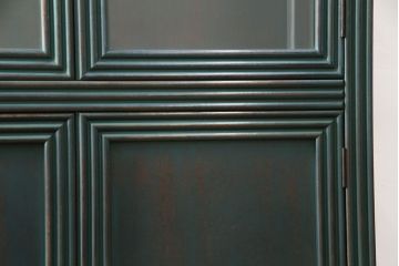 中古　美品　バロッサバレンティ(VARO,S.A. VALENTI)　アルタミラ205901SP　グリーンカラーが空間のアクセントになるガラスキャビネット(飾り棚、陳列棚、店舗什器)(定価約72万円)(R-049914)