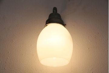 アンティーク照明　昭和初期　ブラケットの風合いが魅力のウォールランプ(壁付け照明、壁掛け照明)(R-049919)