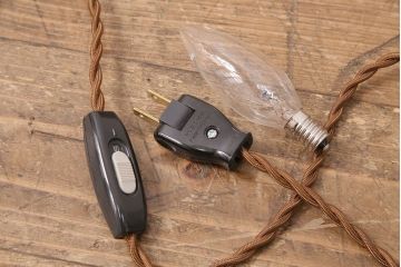 アンティーク照明　イギリスアンティーク　温かみある明かりを灯す真鍮製のウォールライト(壁掛け照明、壁付け照明)(R-049923)