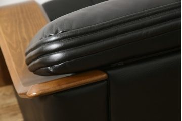 中古　美品　富士ファニチア(富士ファニチュア、フジファニチュア、FUJI FURNITURE、富士ファニチャー)　本革製1人掛けソファ(1Pソファ)(R-049924)