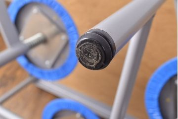 見た目のユニークさと機能性を兼ね備えた格納スツール6脚付きテーブル(6人用ダイニングテーブル、作業台)(R-049933)