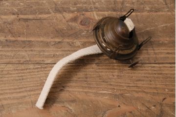 和製アンティーク　平芯5分芯　ピンクの縁が可愛らしいアクセントのオイルランプ(ハンギングランプ、吊り下げランプ、ランタン)(R-049949)
