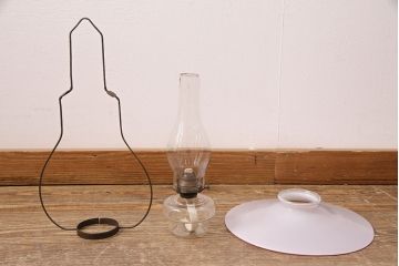 和製アンティーク　平芯5分芯　ピンクの縁が可愛らしいアクセントのオイルランプ(ハンギングランプ、吊り下げランプ、ランタン)(R-049949)