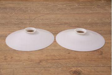 アンティーク照明　和製アンティーク　どこか懐かしさが漂う平笠シェードのペンダントライト2個セット(R-049951)