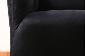 中古　展示品　美品　Cassina(カッシーナ)　684 PICCOLA TENTAZIONE(ピッコラテンタツィオーネ)　ラウンジアームチェア(定価約40万円)(アームソファ、一人掛けソファ、1P)(R-049954)