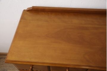 中古　横浜クラシック家具　ダニエル(Daniel)　チェストセブン(S)(サイドチェスト、引き出し)(定価約40万円)(R-049960)