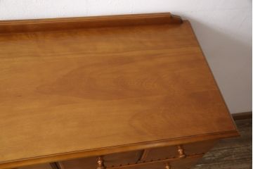 中古　横浜クラシック家具　ダニエル(Daniel)　チェストセブン(S)(サイドチェスト、引き出し)(定価約40万円)(R-049960)