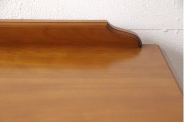 中古　横浜クラシック家具　ダニエル(Daniel)　チェストセブン(S)(サイドチェスト、引き出し)(定価約40万円)(R-049960)