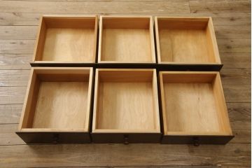 中古　美品　松本民芸家具　収納力たっぷりの高級感漂うD型食器棚(カップボード、飾り棚、収納棚、本箱)(R-049963)