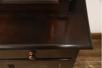 中古　美品　松本民芸家具　収納力たっぷりの高級感漂うD型食器棚(カップボード、飾り棚、収納棚、本箱)(R-049963)