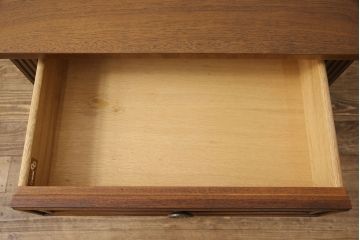 中古　DREXEL HERITAGE(ドレクセルヘリテイジ)　FRANCESCA(フランチェスカ)シリーズ　ナイトテーブル(定価約38万円)(サイドテーブル、サイドキャビネット、収納棚)(R-049964)