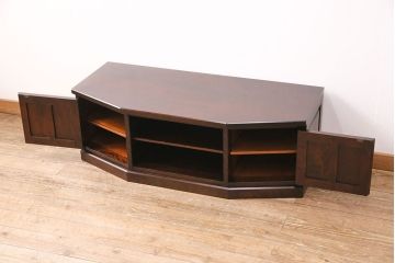 ビンテージ　北海道民芸家具　希少な絶版品!　落ち着いた木の色合いが魅力的なテレビ台(テレビボード、ローボード、ヴィンテージ)(R-049966)
