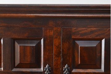 中古　美品　松本民芸家具　コレクションにもおすすめ!クラシックな雰囲気が格好いいS.P型ワインボード(ワインラック、収納棚、戸棚、キャビネット、SP型)(定価約99万円)(R-049972)