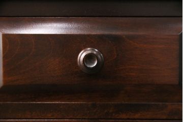 中古　北海道民芸家具　落ち着きある大人の空間づくりにおすすめの縦型チェスト(小引き出し、小タンス、引き出し)(R-049973)