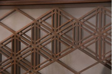 アンティーク建具　両面ガラス　麻の葉・胡麻・桜亀甲の3種の組子が見事な組子欄間(明り取り、明かり取り)(R-049979)