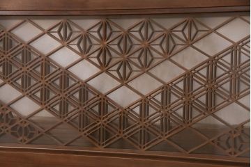 アンティーク建具　両面ガラス　麻の葉・胡麻・桜亀甲の3種の組子が見事な組子欄間(明り取り、明かり取り)(R-049979)