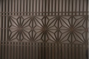 アンティーク建具 両面ガラス入り 角麻の組子が美しい欄間(明り取り、明かり取り)(R-049980)