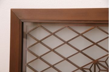 アンティーク建具　両面ガラス入り　麻の葉と七宝亀甲紋様の組子が上品な欄間(明り取り、明かり取り)(R-049981)