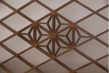 アンティーク建具　両面ガラス入り　麻の葉と七宝亀甲紋様の組子が上品な欄間(明り取り、明かり取り)(R-049981)