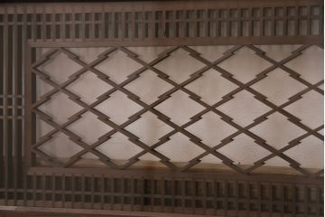 アンティーク建具　両面ガラス入り　インテリアのアクセントに!松皮菱文様の組子が目を引く欄間(明り取り、明かり取り)(R-049983)