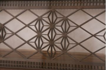 アンティーク建具　両面ガラス入り　麻の葉の組子がポイント!品のある雰囲気が素敵な欄間(明り取り、明かり取り)(R-049984)