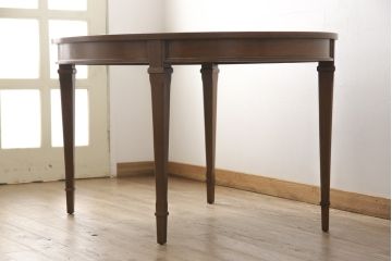 ヴィンテージ家具　DREXEL HERITAGE(ドレクセルヘリテイジ)　Triune(トライユン)　品のある佇まいがすてきなダイニングテーブル(エクステンションテーブル、ビンテージ)(R-049990)